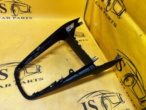 OSŁONA RAMKA TUNELU ŚRODKOWEGO FORD FIESTA MK8