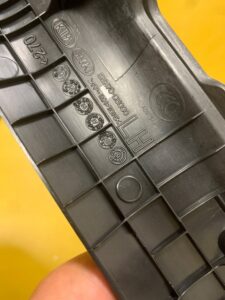 LEWA PRZÓD OSŁONA LISTWA PROGU KIA SORENTO III