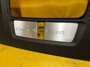 OSŁONA POKRYWA WENTYLATORA PORSCHE 911 991 CARRERA 3.0