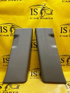 OSŁONA PLASTIK SŁUPKA PRAWA RANGE ROVER VOGUE L405