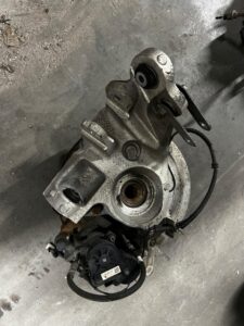 ZWROTNICA ZAWIESZENIE ZACISK TYŁ PRAWY RANGE ROVER VELAR L560 2.0i BENZYNA