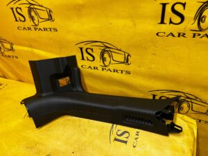 POSZYCIE OSŁONA OBUDOWA SŁUPKA PRZÓD A LEWY FORD BRONCO 21-