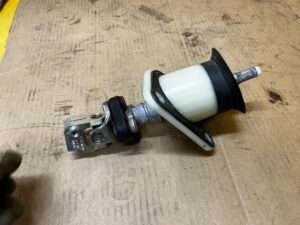 KRZYŻAK DRĄŻEK PRZEGUB ŁĄCZNIK KOLUMNY KIEROWNICZEJ MERCEDES GLS X166