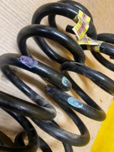 KOMPLET SPRĘŻYNY TYŁ PRAWA LEWA FORD EXPLORER VI MK6 3.0 V6 PHEV HYBRID 4X4