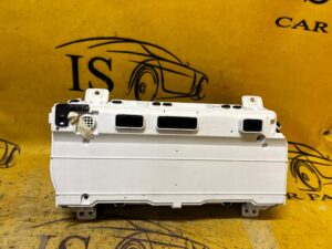 LICZNIK ZEGARY EUROPEJSKIE EU TOYOTA HILUX VIII 8 2.4D D4D 4WD