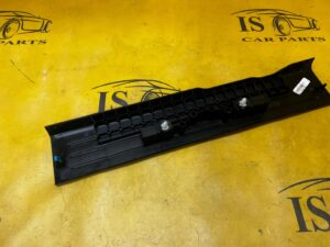 PLASTIK OSŁONA LISTWA PROGU PROGOWA PRZÓD PRAWY PRAWA FORD RANGER MK5 V