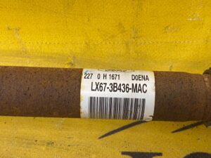 NOWA PÓŁOŚ PRAWY PRZÓD FORD KUGA MK3 2.5 HYBRID