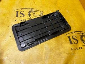 POKRYWA OSŁONA OBUDOWA SKRZYNKI BEZPIECZNIKÓW MERCEDES GL X166