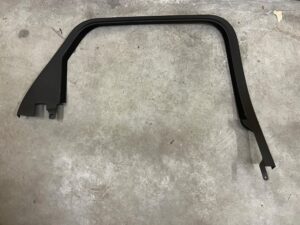 OSŁONA ZAŚLEPKA DRZWI RAMKA LISTWA TYŁ LEWY FORD ESCAPE MK4