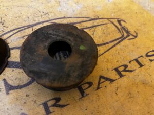 TULEJA SANEK PRZEDNICH LEXUS RX 450H III 3 AL10