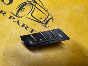 PRZEŁĄCZNIK PANEL STEROWANIA FOTELA PAMIĘĆ PRZÓD PRAWY PORSCHE MACAN 95B