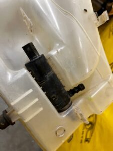 ZBIORNICZEK ZBIORNIK SPRYSKIWACZY POMPKA PORSCHE PANAMERA 970 I LIFT