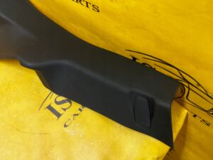 OSŁONA SŁUPKA NADKOLA KANAPY TYŁ PRAWY FORD FUSION LIFT USA MONDEO MK5