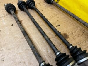 PÓŁOŚ TYŁ TYLNA NISSAN X-TRAIL T32 RENAULT KOLEOS II