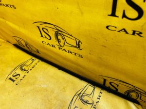 USZCZELKA LISTWA SZYBY CZOŁOWEJ PRZÓD PRAWY FORD EXPLORER VI MK6