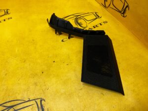 OSŁONA ZAŚLEPKA MASKOWNICA GŁOŚNIKA DESKI KONSOLI LEWA PORSCHE MACAN 95B