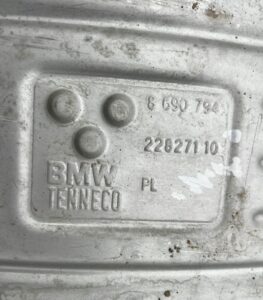 KOMPLETNY WYDECH TŁUMIK KOŃCOWY RURA BMW F40 SERIA 1 118I