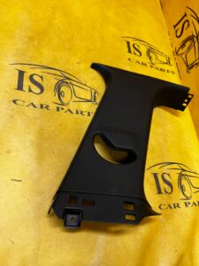 OSŁONA POSZYCIE SŁUPKA ŚRODKOWEGO B PRAWA FORD FIESTA MK8