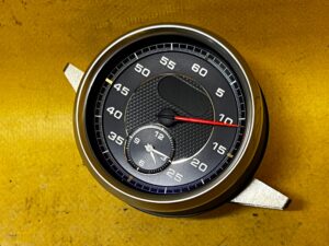 ZEGAR STOPER KONSOLI PORSCHE 911 991 GTS LIFT 3.0