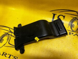 KANAŁ WLOT POWIETRZA LEWY RANGE ROVER VOGUE L405