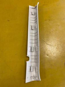 OSŁONA PROGU DRZWI LISTWA LEWY PRZÓD INFINITI Q50