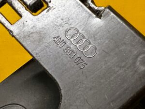 PÓŁKA SCHOWEK TUNELU AUDI A8 D5 4N