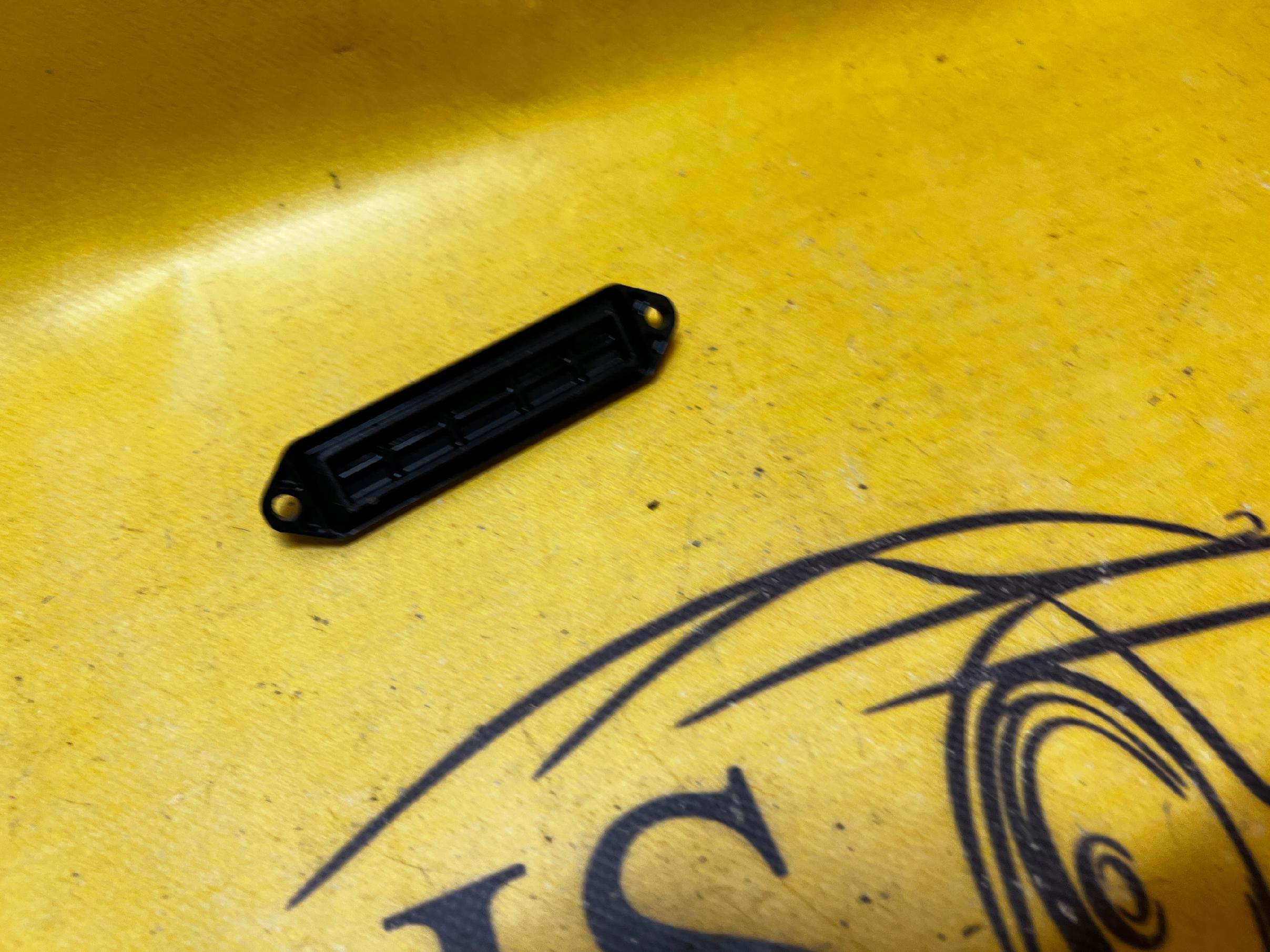 WSPORNIK MOCOWANIE LISTWA OSŁONA FORD KUGA MK3