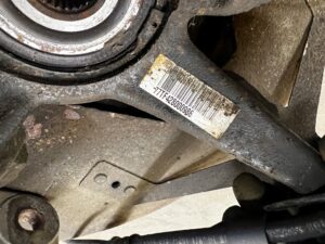 ZWROTNICA AMORTYZATOR PRZÓD PRAWY PEUGEOT 508 I 2.0 HDI RXH 4HYBRID