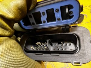 KOMPLET PORT GNIAZDO WTYCZKA WIĄZKI DRZWI GET UNHINGED FORD BRONCO 21-