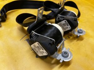 KOMPLET PASY BEZPIECZEŃSTWA TYŁ FORD FUSION LIFT USA