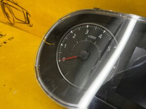 LICZNIK ZEGARY DACIA DUSTER II EU