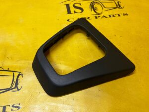 PANEL RAMKA DŹWIGNI ZMIANY BIEGÓW TUNELU ŚRODKOWEGO DACIA LODGY LIFT 2022R