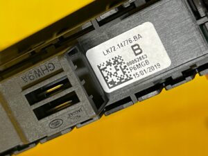 PRZEŁĄCZNIK PAMIĘCI FOTELA PRAWY DISCOVERY V L550