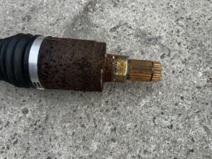 PÓŁOŚ TYLNA TYŁ LEWA LEWY FORD ESCAPE MK4 1.5 EB 4WD 4X4