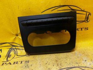 PANEL STEROWANIA AWARYJNE PDC RAMKA DESKI KONSOLI DACIA DUSTER II