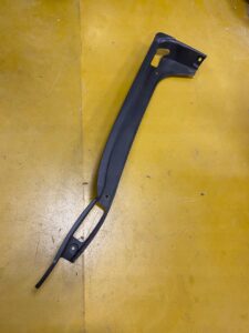 OSŁONA LISTWA RYNNEJ TYLNEJ KLAPY LEWA BMW X6 E71