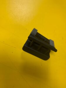 LEWA KRATKA NAWIEWU DESKI GÓRNA JEEP WRANGLER JL