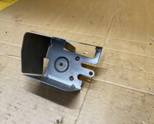 UCHWYT MOCOWANIE SYRENY SYGNAŁ DŹWIĘKOWY ALARMU PORSCHE PANAMERA 970 I LIFT