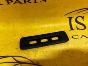 OSŁONA PLASTIK RAMKA PODŁOGI PORSCHE CAYENNE II 7P5 LIFT 92A