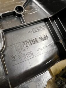 BOCZEK TAPICERKA BAGAŻNIKA PRAWY PRAWA BMW X6 F16 E71