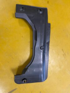 OSŁONA ZAŚLEPKA FOTELA PRAWY TYŁ INFINITI Q50