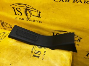 PLASTIK OSŁONA LISTWA PROGU PROGOWA TYŁ PRAWY PRAWA 4 DRZWI FORD BRONCO 21-