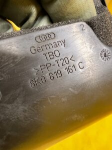 2 X KRATKA WENTYLACYJNA DEKOMPRESYJNA TYŁ PORSCHE MACAN 95B