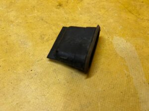 RURA SPUSTOWA WODY PODSZYBIA SZYBY PRZÓD FORD EXPLORER MK6