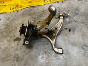 ZWROTNICA PIASTA WAHACZ PRZÓD PRAWY MERCEDES GL X166 4.7 V8 4MATIC