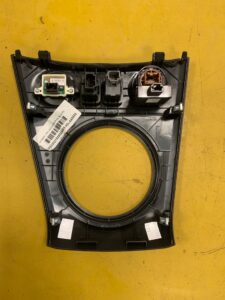 RAMKA BIEGÓW PRZYCISK START STOP NISSAN E-NV200