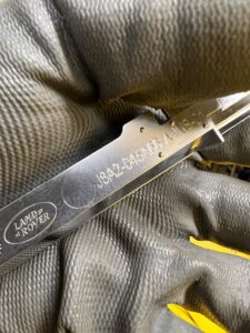 DEKOR RAMKA PANEL TUNELU ŚRODKOWEGO RANGE ROVER VELAR L560