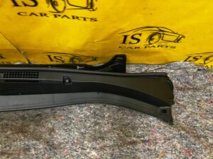 PODSZYBIE LISTWA SZYBY CZOŁOWEJ PRZEDNIEJ SUBARU FORESTER VI SL 25- EU