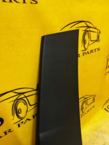 BOCZEK OSŁONA SŁUPKA ŚRODKOWEGO PRAWA PRAWY RENAULT CLIO IV 4 HB HATCHBACK