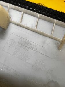 POSZYCIE OSŁONA OBUDOWA SŁUPKA PRZÓD A LEWY LEWA BMW X6 F16